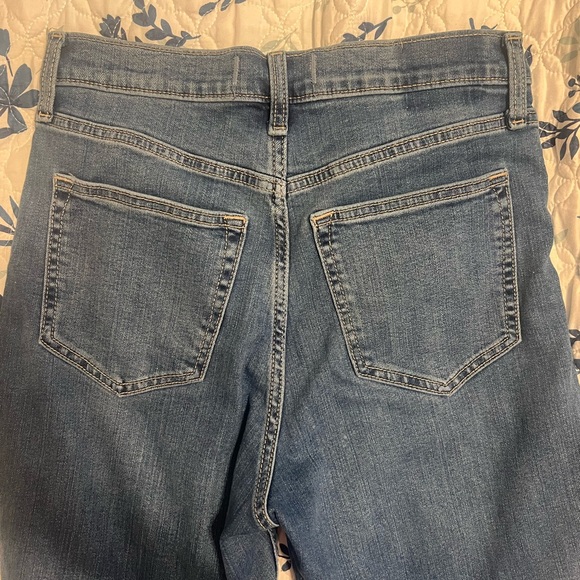 Abercrombie Slim Straight Ultra High Rise Jeans 4R - Picture 5 of 5